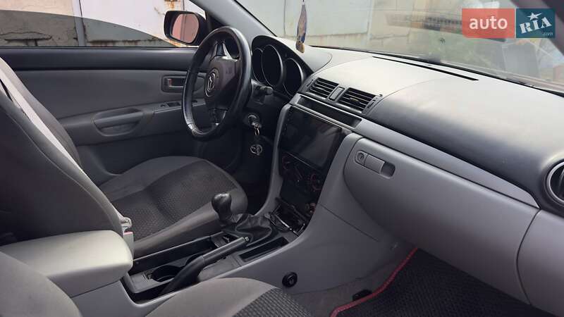 Хэтчбек Mazda 3 2006 в Борисполе
