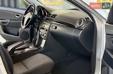 Седан Mazda 3 2007 в 