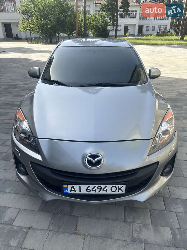 Седан Mazda 3 2012 в Ахтырке