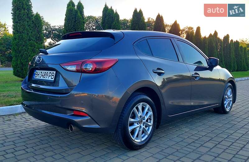 Хетчбек Mazda 3 2016 в Одесі