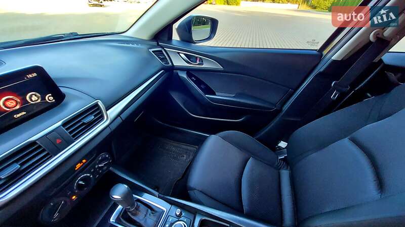 Хетчбек Mazda 3 2016 в Одесі