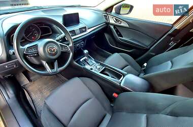 Хэтчбек Mazda 3 2016 в 