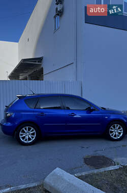 Хэтчбек Mazda 3 2007 в 