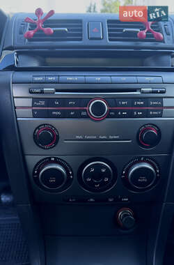 Хэтчбек Mazda 3 2007 в 