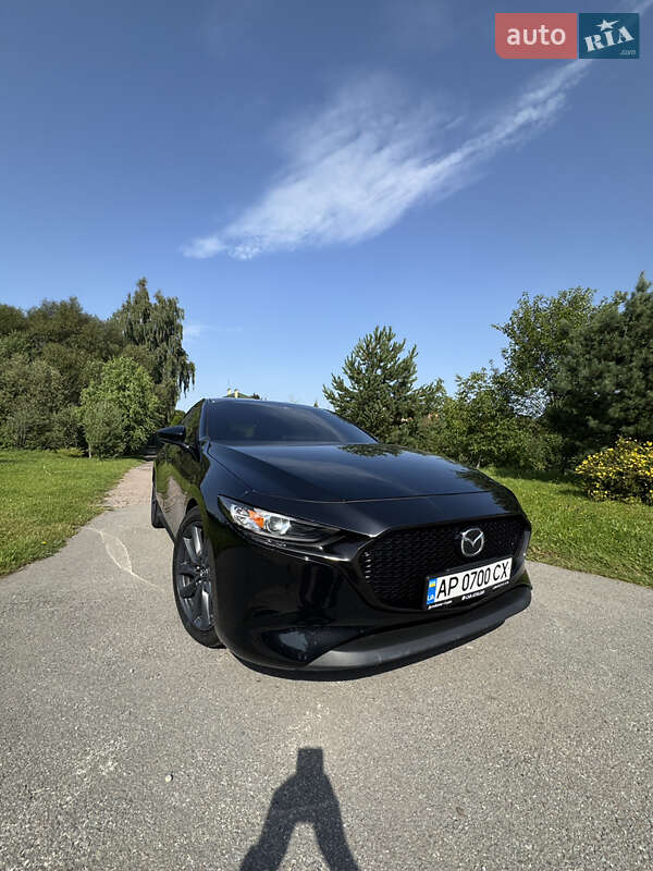 Mazda 3 2019