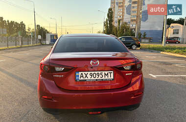 Седан Mazda 3 2015 в 