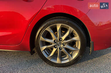 Седан Mazda 3 2015 в 