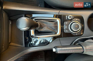 Седан Mazda 3 2015 в 