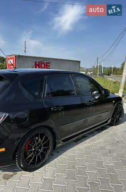 Хэтчбек Mazda 3 2005 в Косове