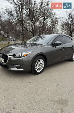 Mazda 3 2016