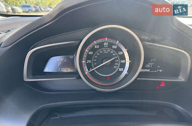 Седан Mazda 3 2015 в 