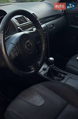 Седан Mazda 3 2006 в 