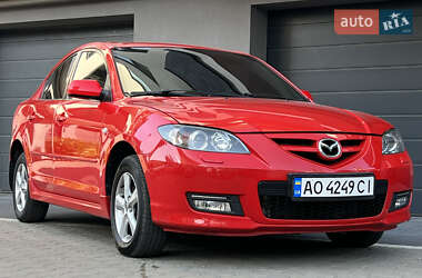 Седан Mazda 3 2007 в Ужгороде