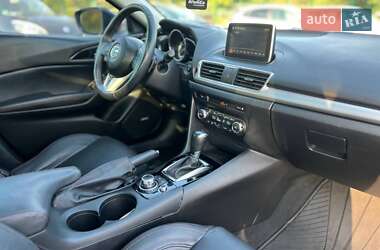 Седан Mazda 3 2014 в 