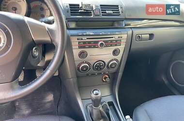 Хэтчбек Mazda 3 2007 в Ракитном