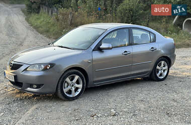 Седан Mazda 3 2004 в 