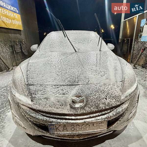 Седан Mazda 3 2011 в Киеве
