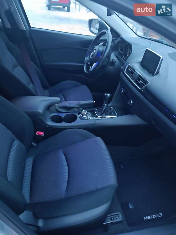 Хэтчбек Mazda 3 2014 в Косове