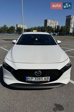 Mazda 3 2019