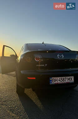 Седан Mazda 3 2006 в 