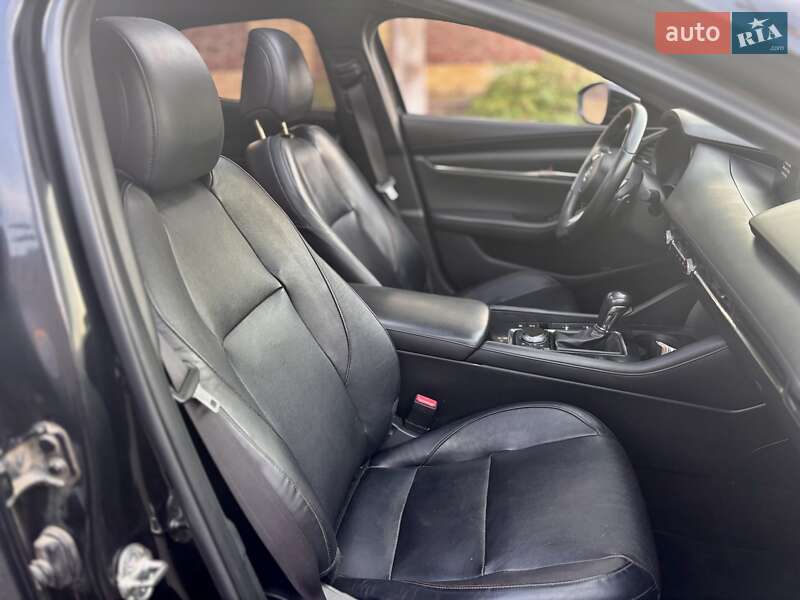 Хэтчбек Mazda 3 2020 в Житомире