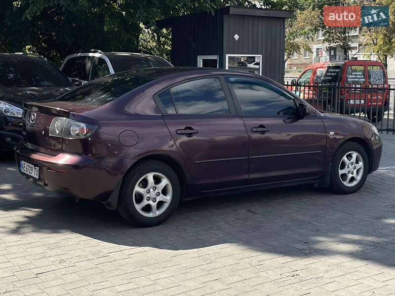 Седан Mazda 3 2007 в Дніпрі