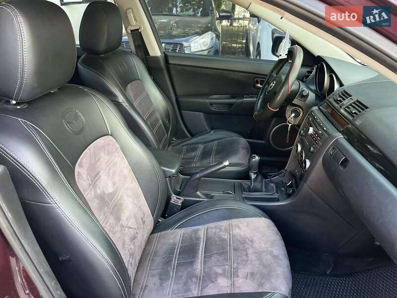Седан Mazda 3 2007 в Дніпрі