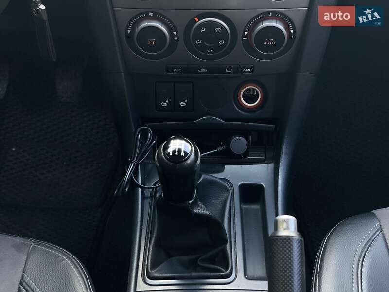 Седан Mazda 3 2007 в Дніпрі