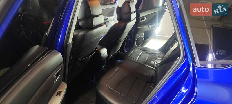 Хэтчбек Mazda 3 2007 в Киеве