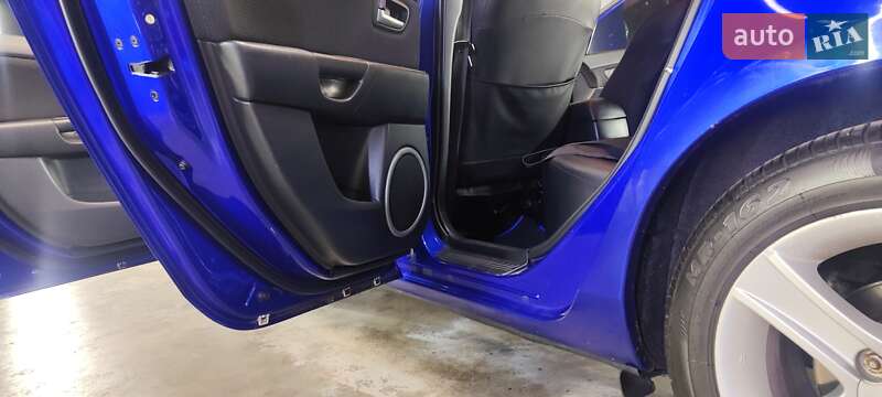 Хэтчбек Mazda 3 2007 в Киеве