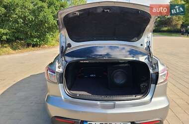 Седан Mazda 3 2010 в Горишних Плавнях