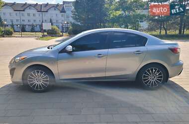 Седан Mazda 3 2010 в Горишних Плавнях