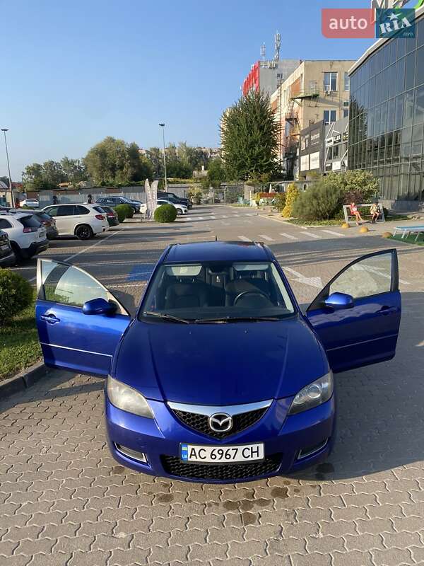 Седан Mazda 3 2008 в Львове