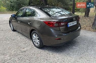 Седан Mazda 3 2013 в 
