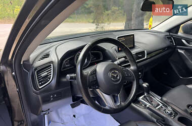 Седан Mazda 3 2013 в 
