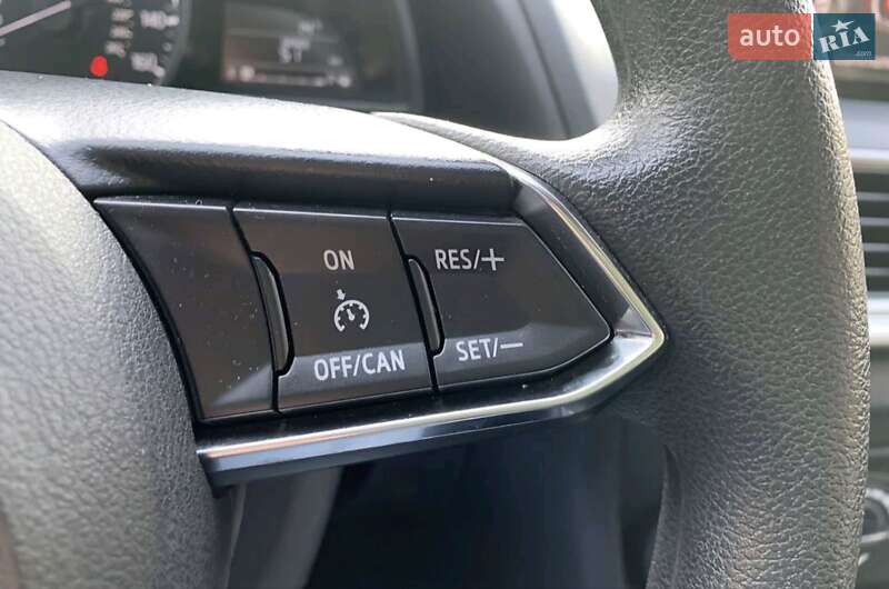 Седан Mazda 3 2017 в Києві