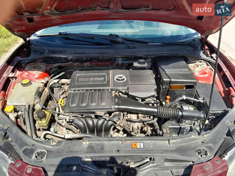 Седан Mazda 3 2005 в Львове