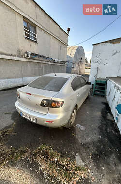 Седан Mazda 3 2006 в 
