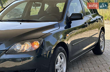 Хэтчбек Mazda 3 2005 в 
