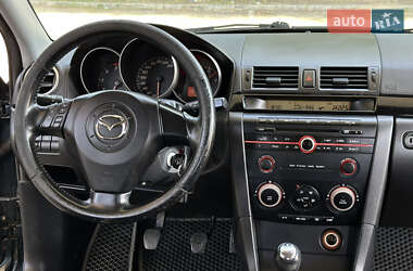 Хэтчбек Mazda 3 2005 в 