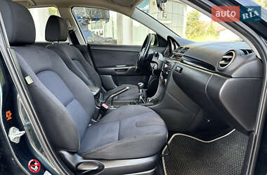 Хэтчбек Mazda 3 2005 в 