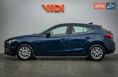 Хэтчбек Mazda 3 2016 в 