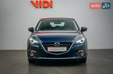 Хэтчбек Mazda 3 2016 в 