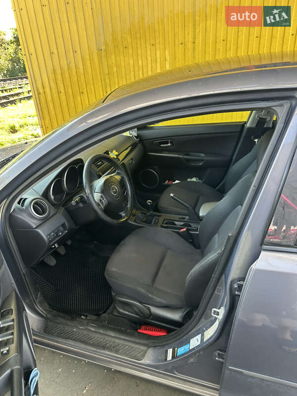 Седан Mazda 3 2006 в Киеве