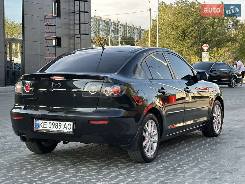 Седан Mazda 3 2009 в Днепре