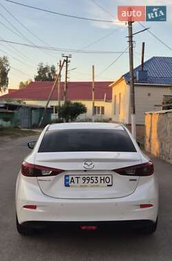 Седан Mazda 3 2017 в 