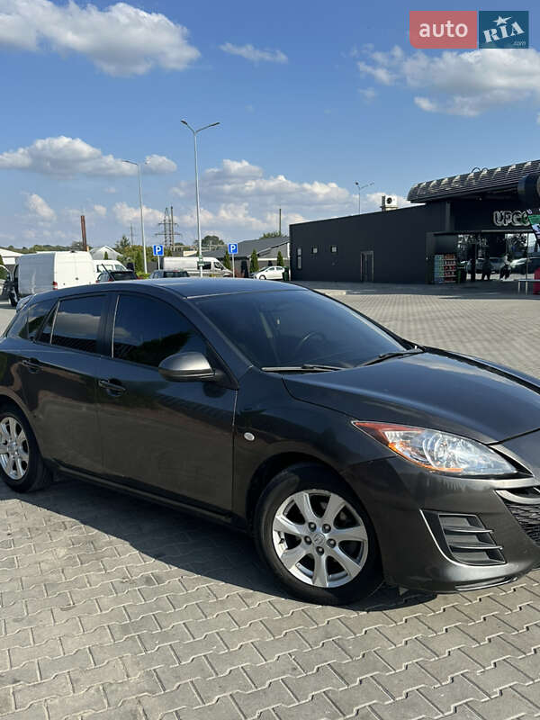 Хэтчбек Mazda 3 2011 в Тернополе