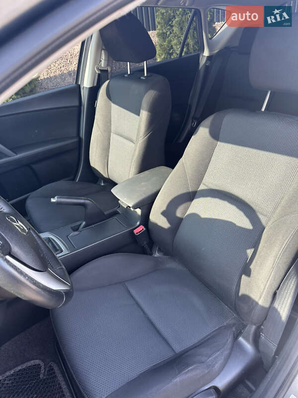 Хэтчбек Mazda 3 2011 в Тернополе