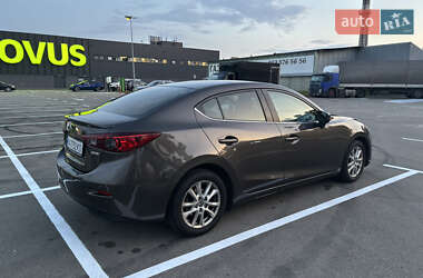 Седан Mazda 3 2013 в 