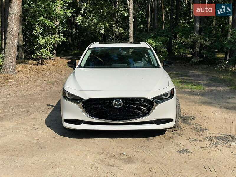Седан Mazda 3 2021 в 